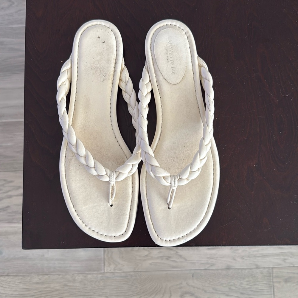 Lafayette 148 New York leather braided flip-flop 39